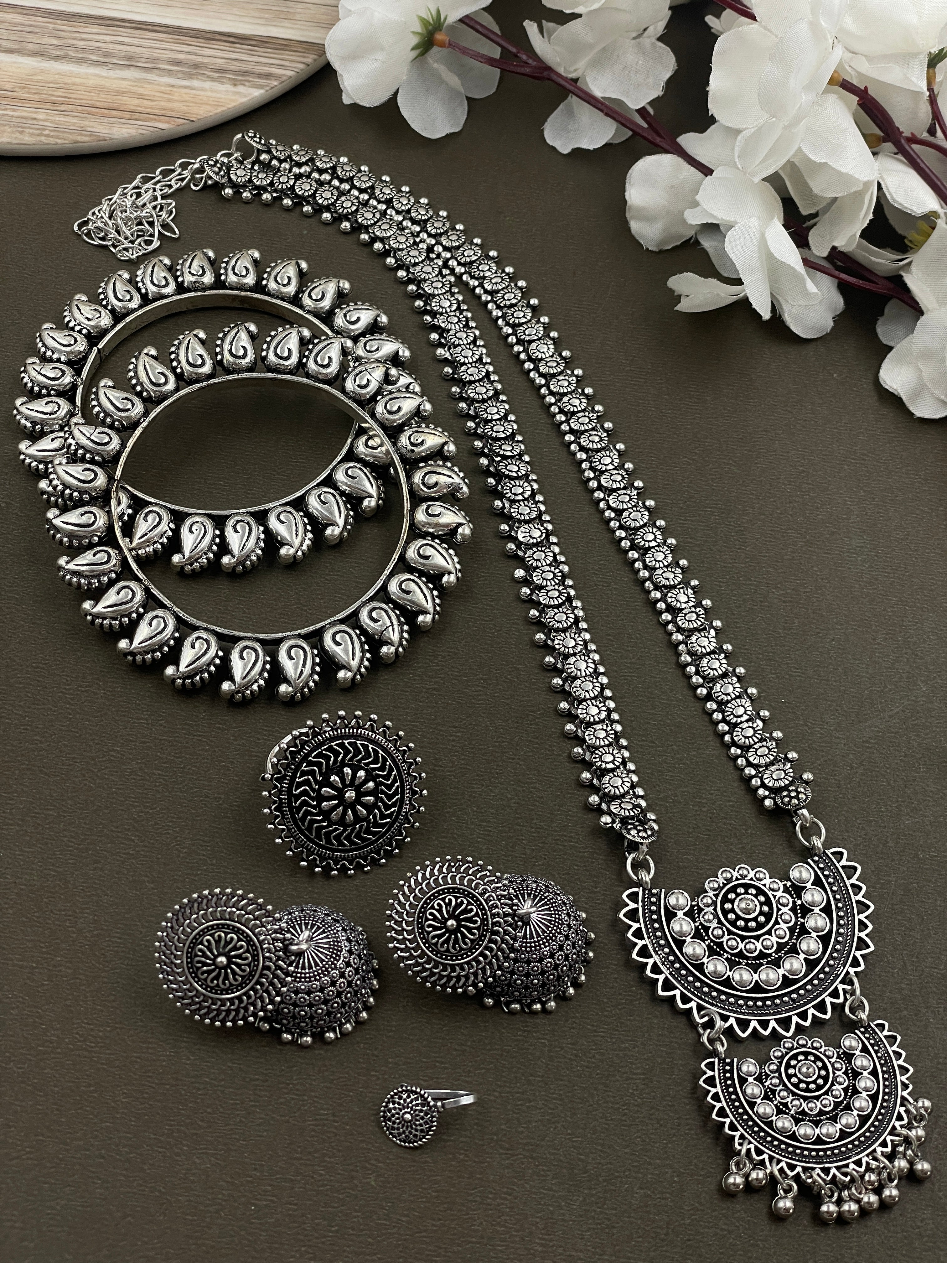 MISHKA 5 PIECE KOLAPURI JEWELLERY SET COMBO