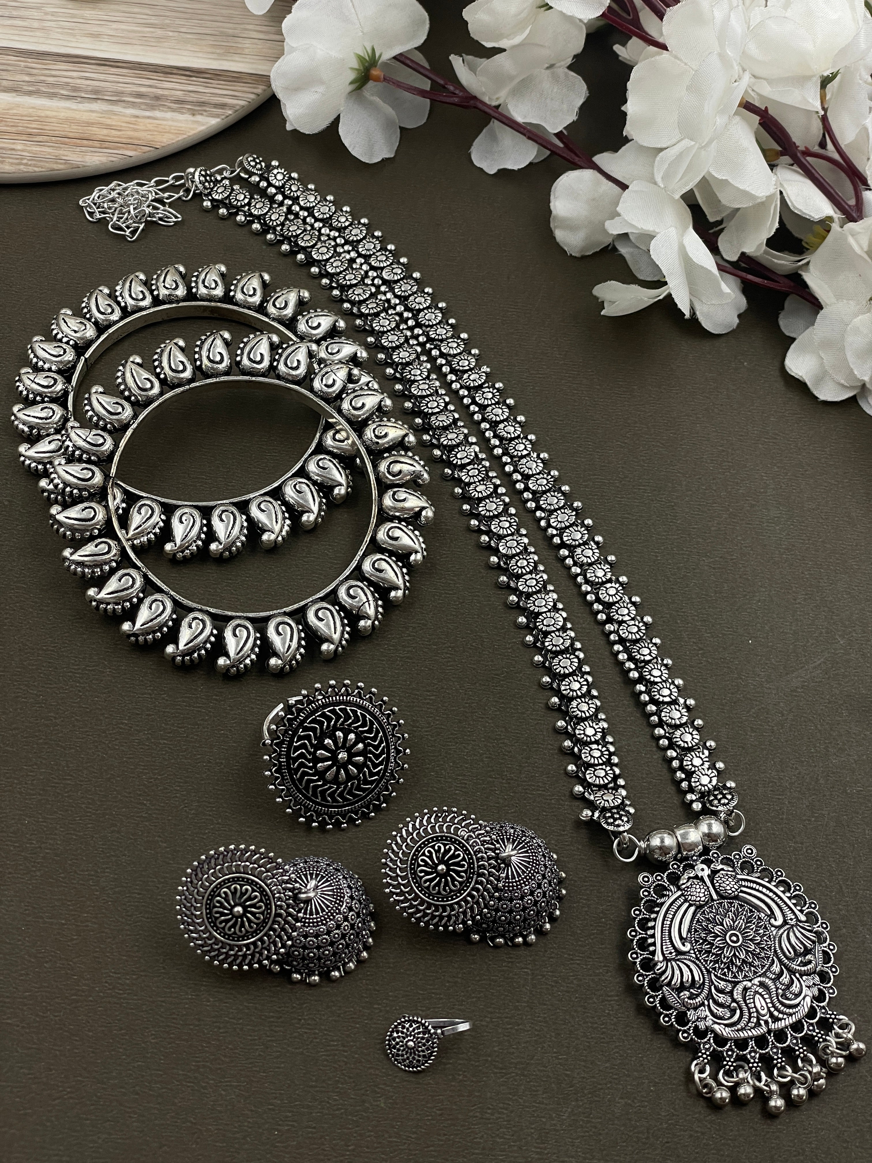 MISHKA 5 PIECE KOLAPURI JEWELLERY SET COMBO