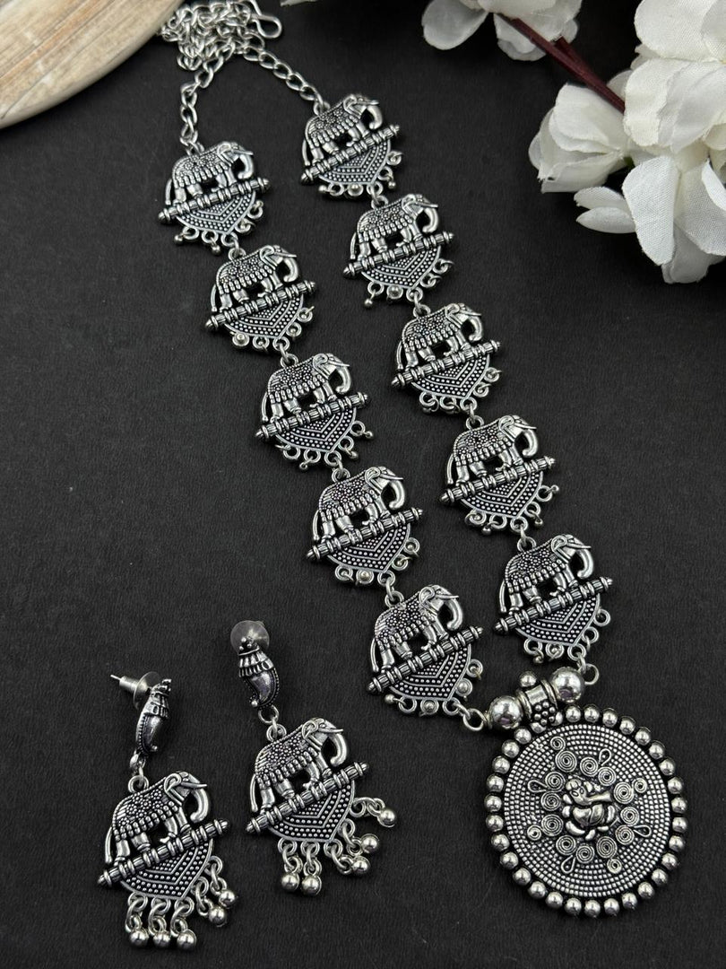 ELEPHANT DESIGN CHARMS JEWELLERY SET