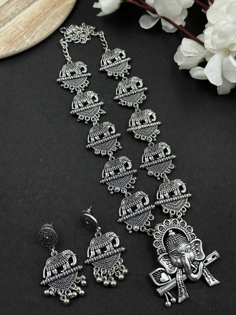 ELEPHANT DESIGN CHARMS JEWELLERY SET