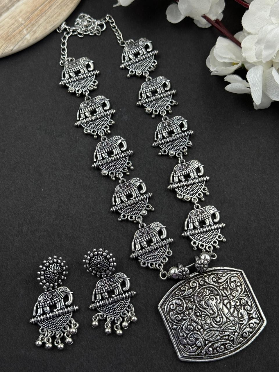 ELEPHANT DESIGN CHARMS jewellery SET