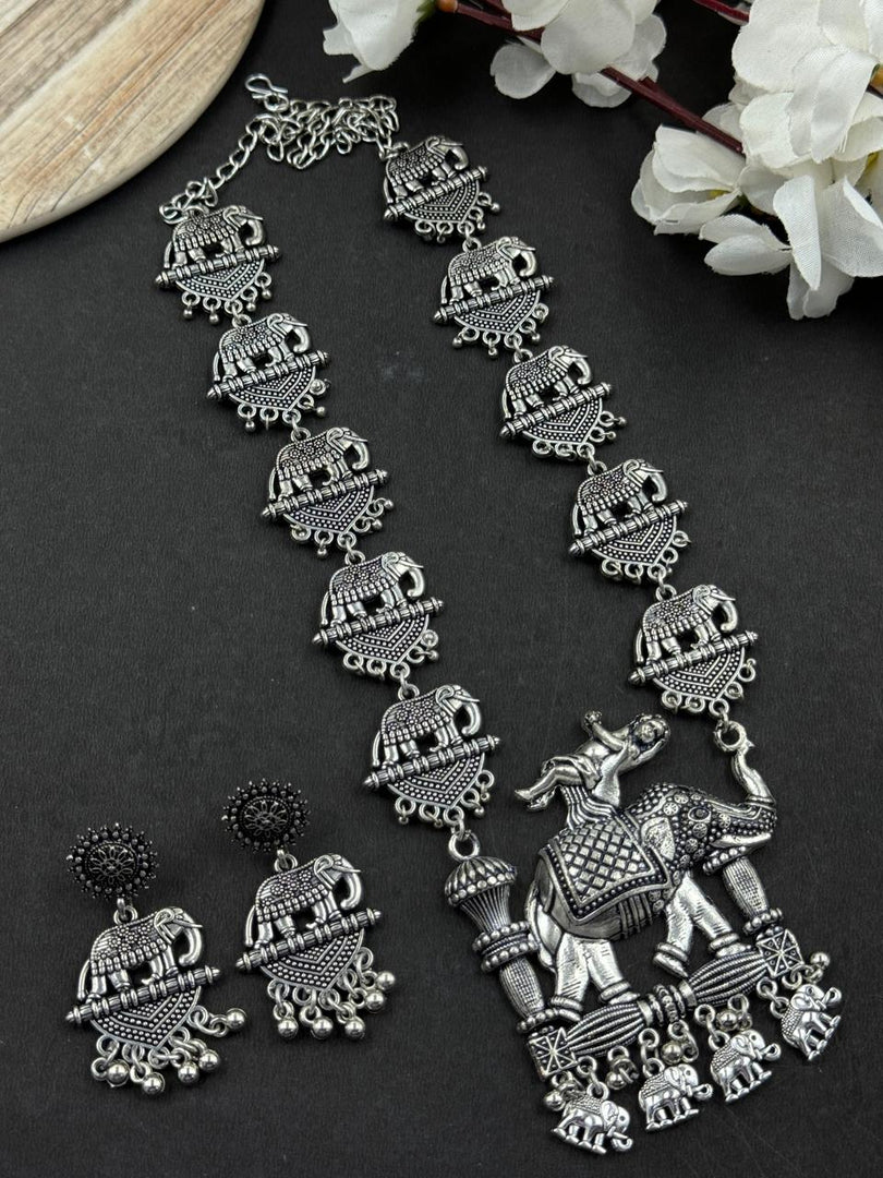 ELEPHANT DESIGN CHARMS JEWELLERY SET