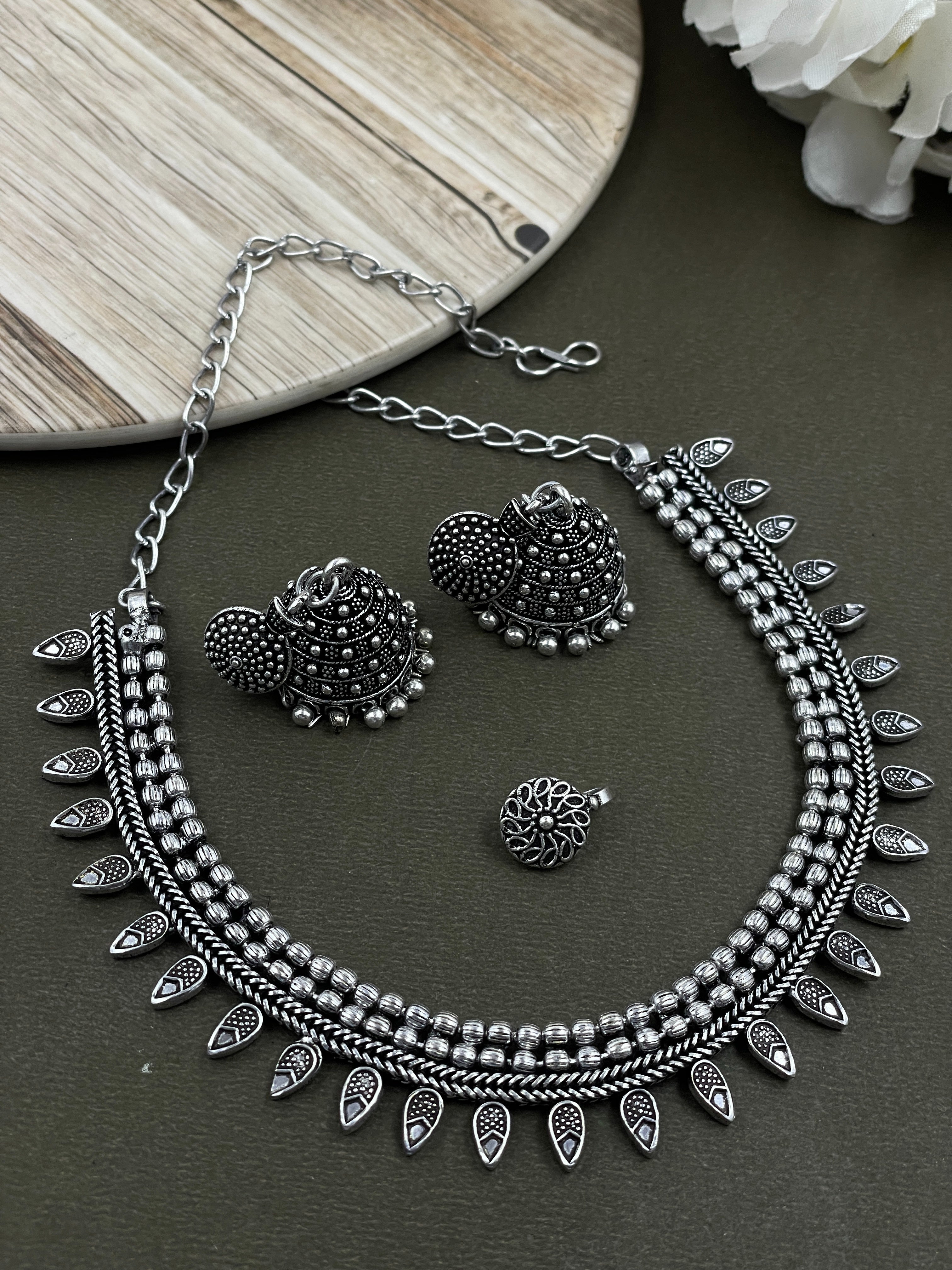 OLIVIA SILVER OXIDISED CHOKER JEWELLERY SET COMBO