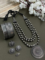 Load image into Gallery viewer, POONAM BRASS OXIDISED JEWELRY SET COMBO
