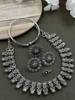 Load image into Gallery viewer, MOUNI SILVER OXIDISED CHOKER NECKLACE JEWELLERY SET COMBO