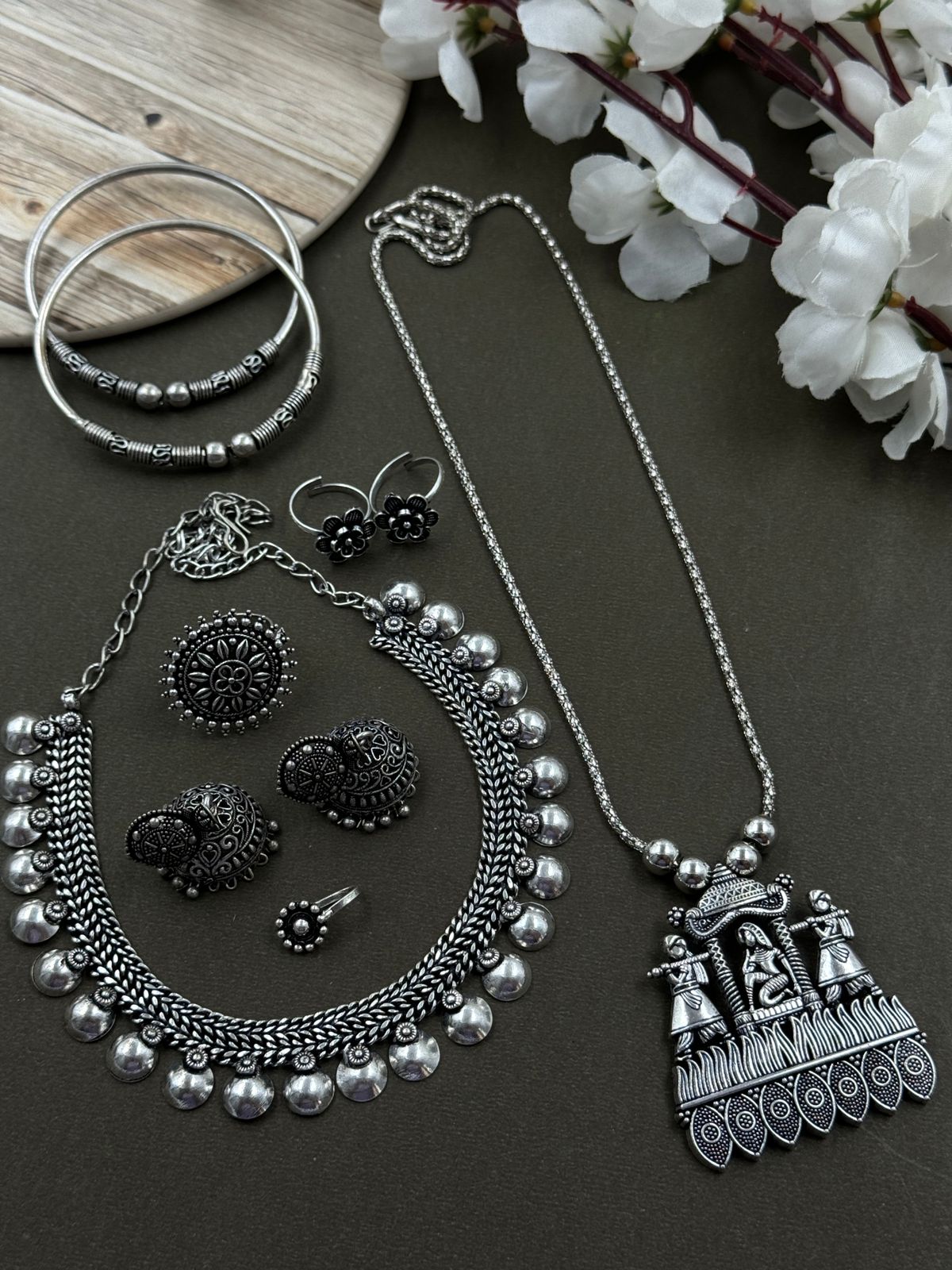 SIMRAN 7 PIECE CHAIN PENDANT JEWELLERY SET COMBO