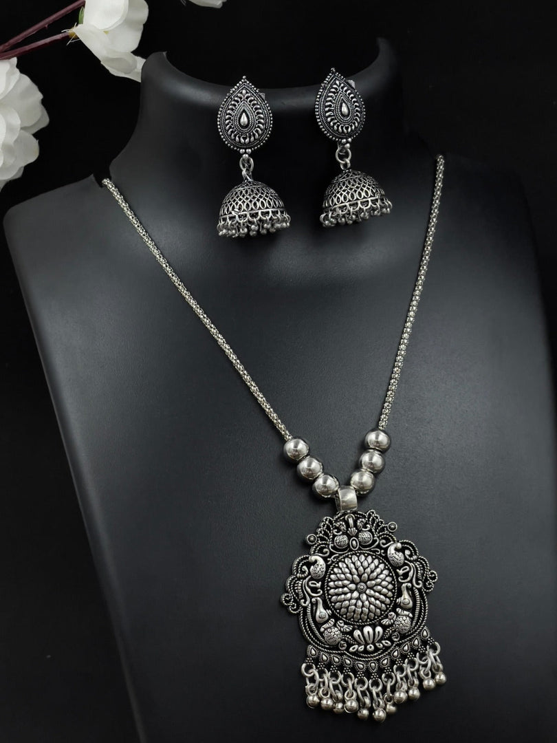 FORUM BRASS OXIDISED JEWELLERY SET