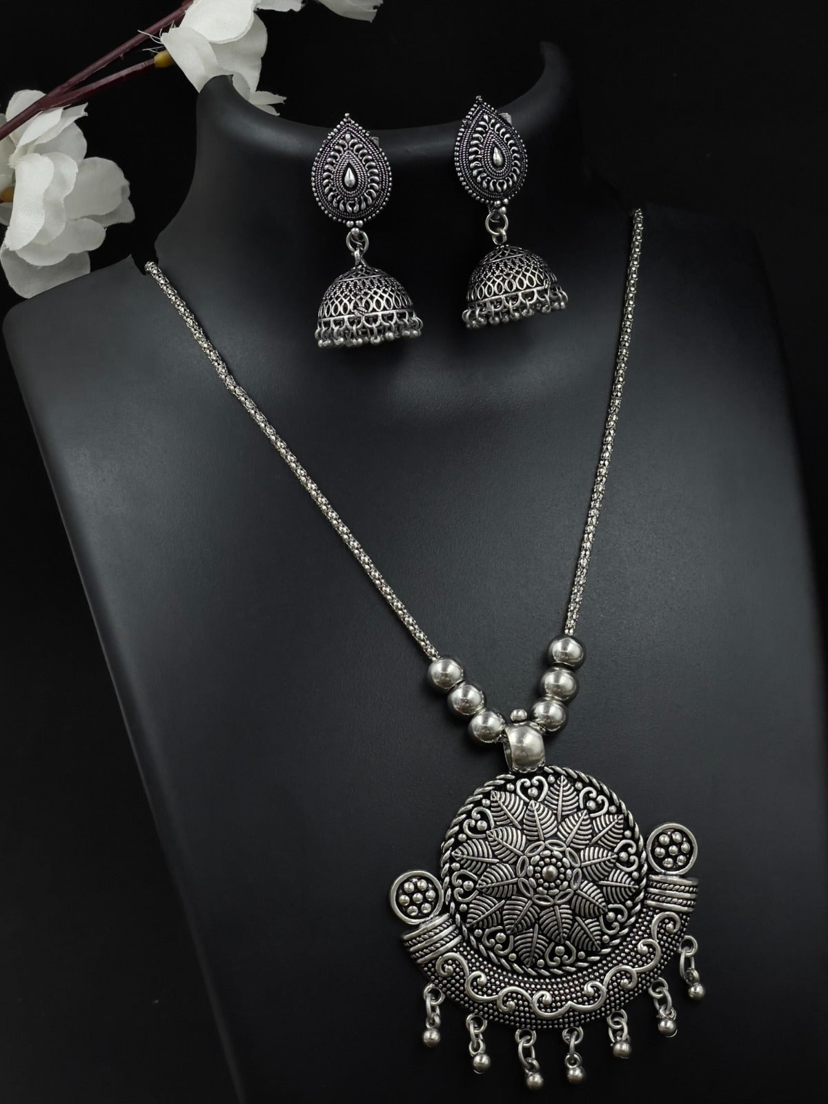 FORUM BRASS OXIDISED jewellery set