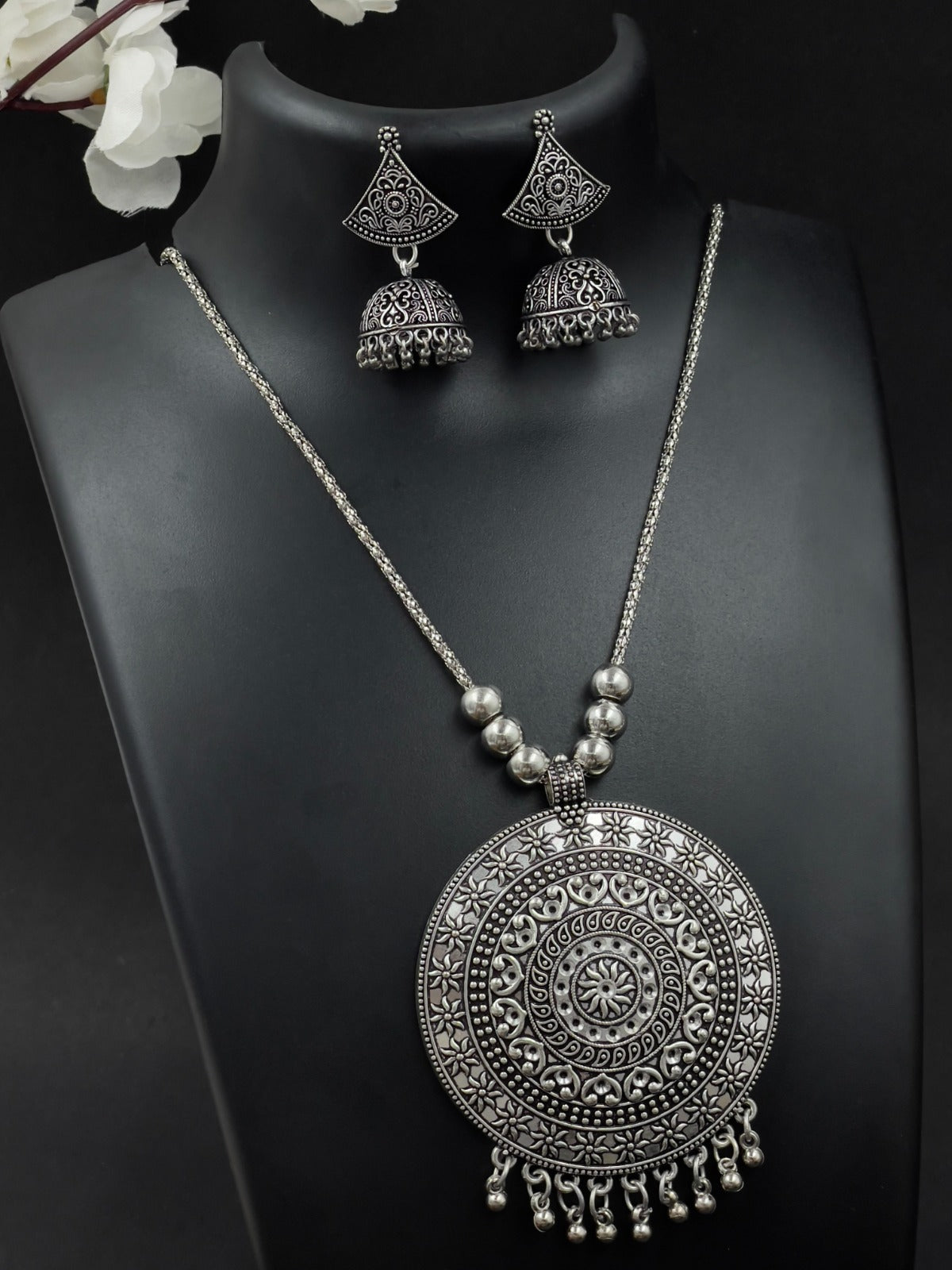 RUMI BRASS OXIDISED PENDANT jewellery set