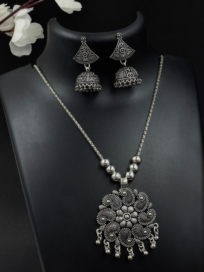 RUMI BRASS OXIDISED PENDANT JEWELLERY SET