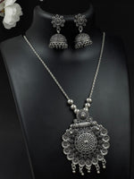 Load image into Gallery viewer, MEHR BRASS OXIDISED PENDANT JEWELLERY SET