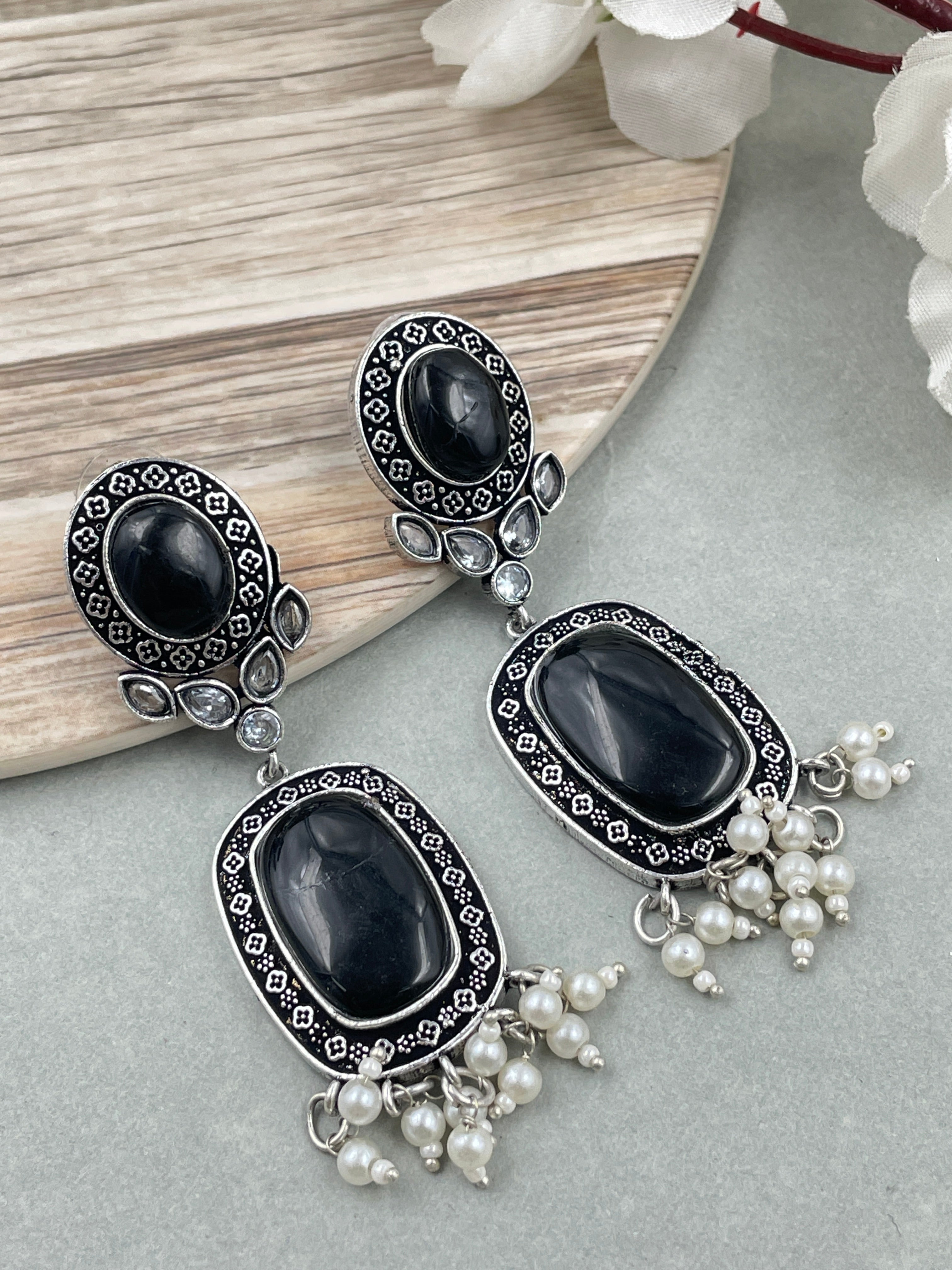 ANANYA STONE DANGLER EARRINGS