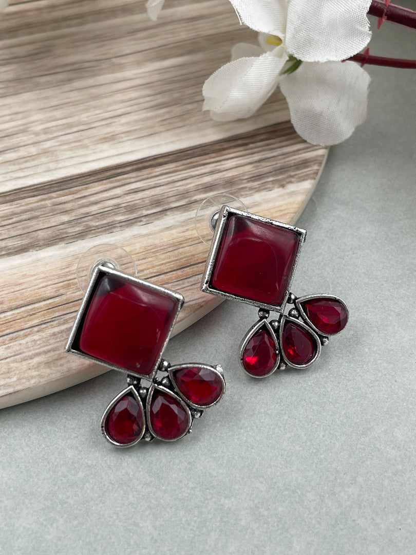 Riya Stud Stone earrings