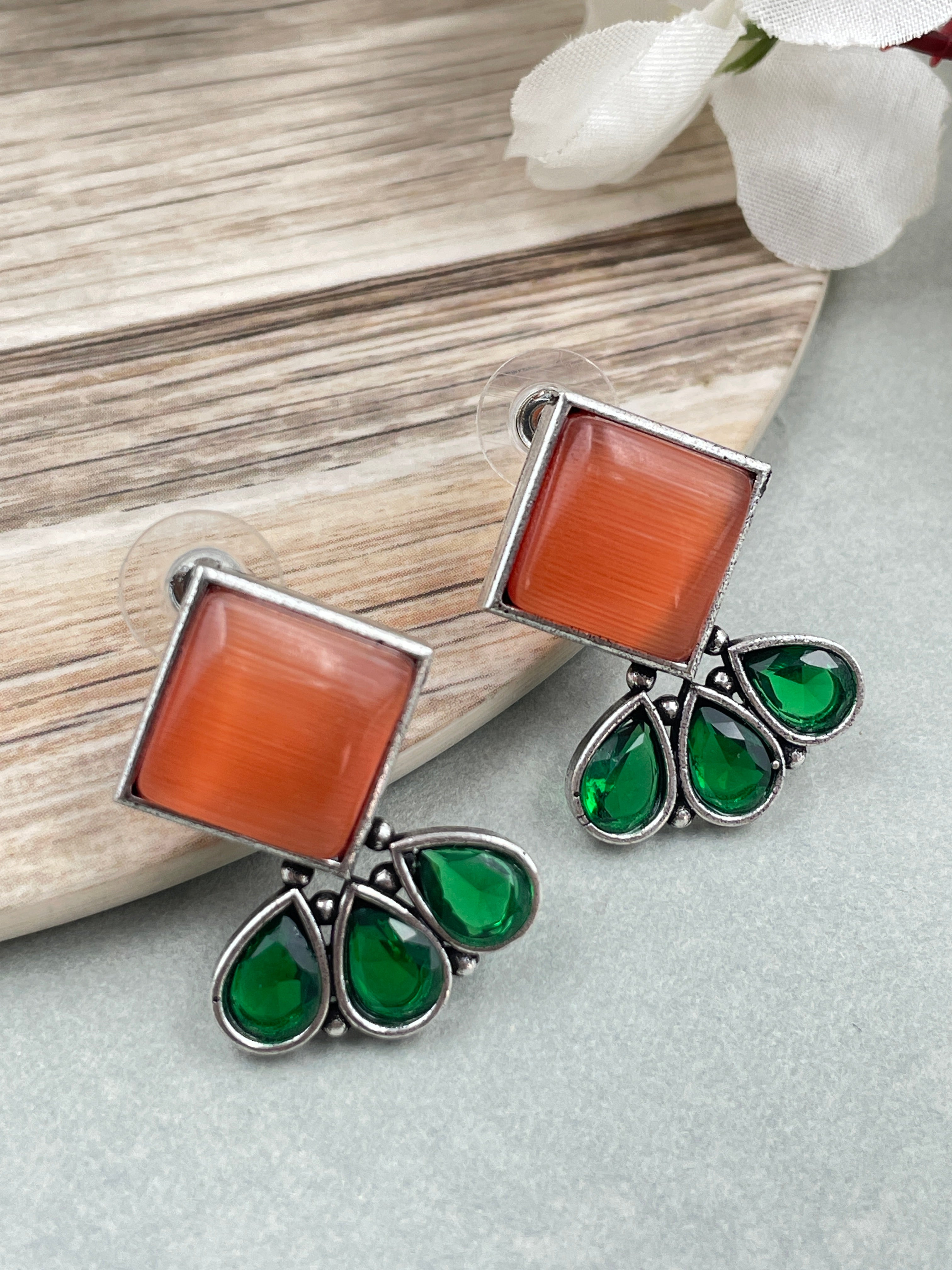 KAYRA STONE STUDS