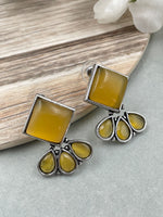 Load image into Gallery viewer, Riya Stud Stone earrings