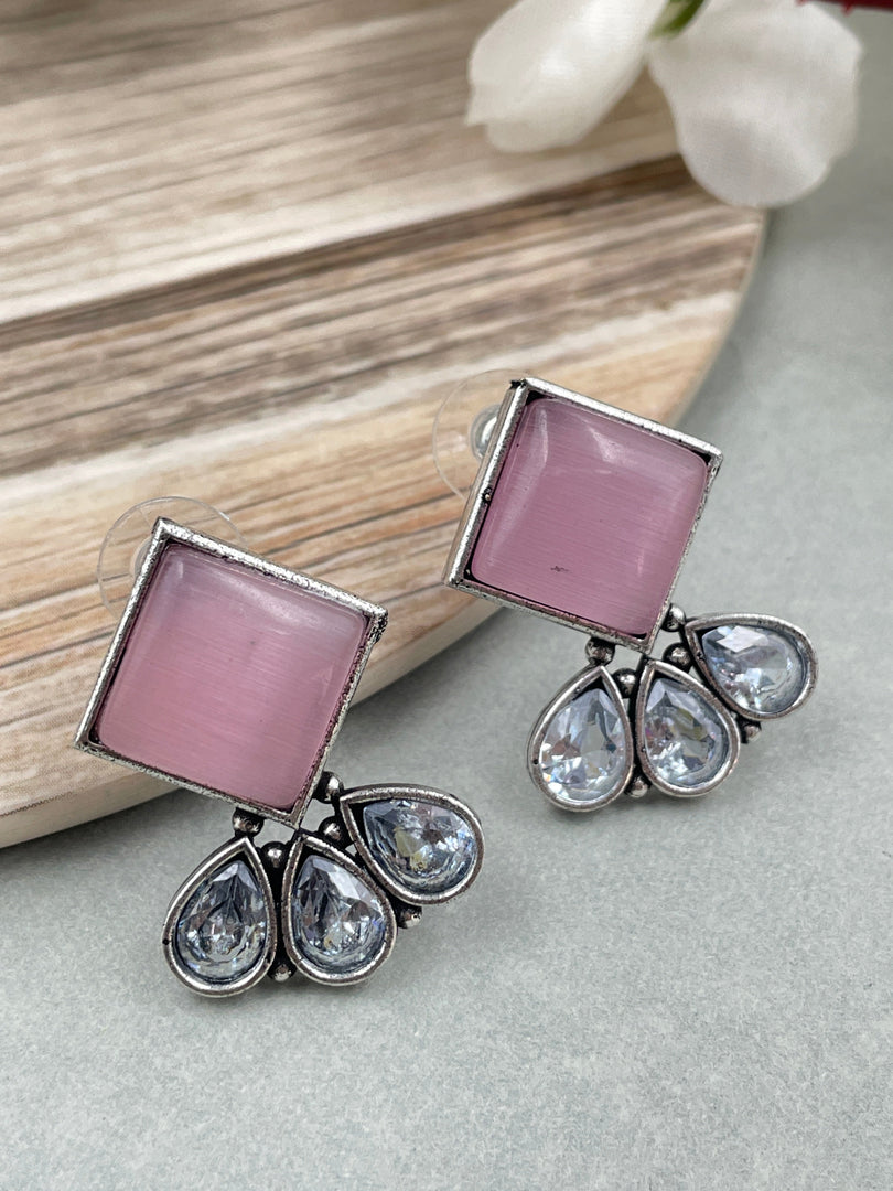 Riya Stud Stone earrings