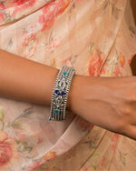 Load image into Gallery viewer, Anvi Pair Of Stone Bangles