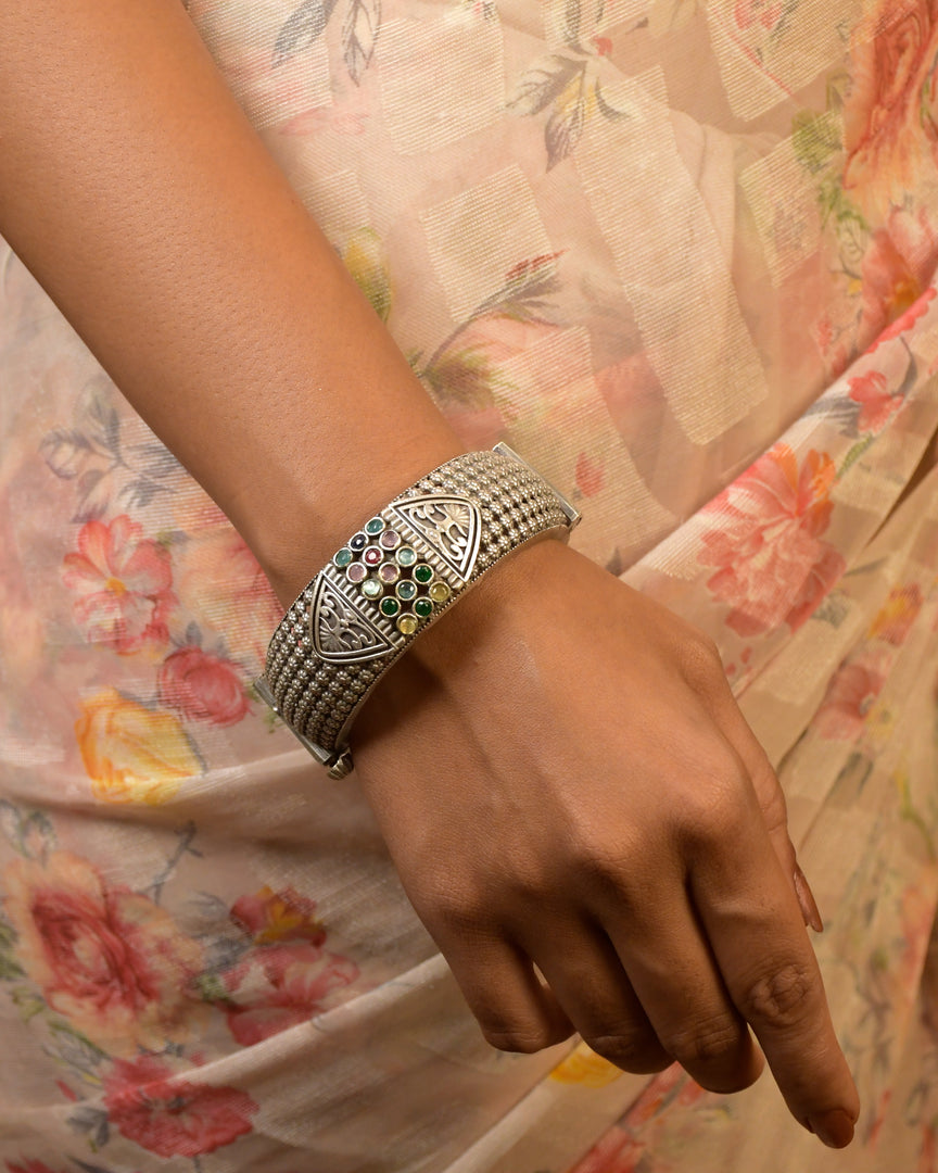 Nairah Stone Bangle