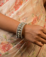 Load image into Gallery viewer, Reva Pair Of Stone Bangles