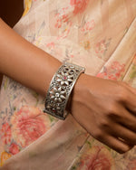 Load image into Gallery viewer, Kiara Stone Bangles