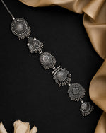 Load image into Gallery viewer, Ragini Oxidised Chooti Phool