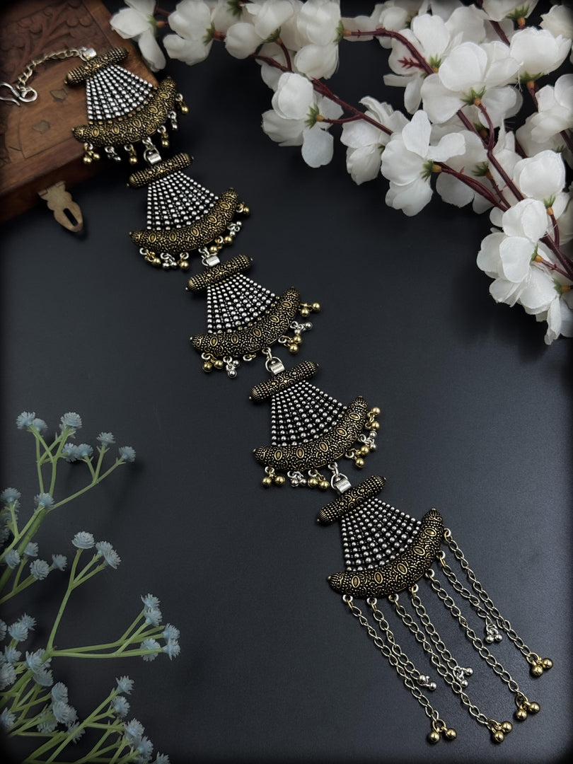 Zehra Oxidised Chooti Phool