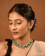 Load image into Gallery viewer, Meera Stone Necklace Set