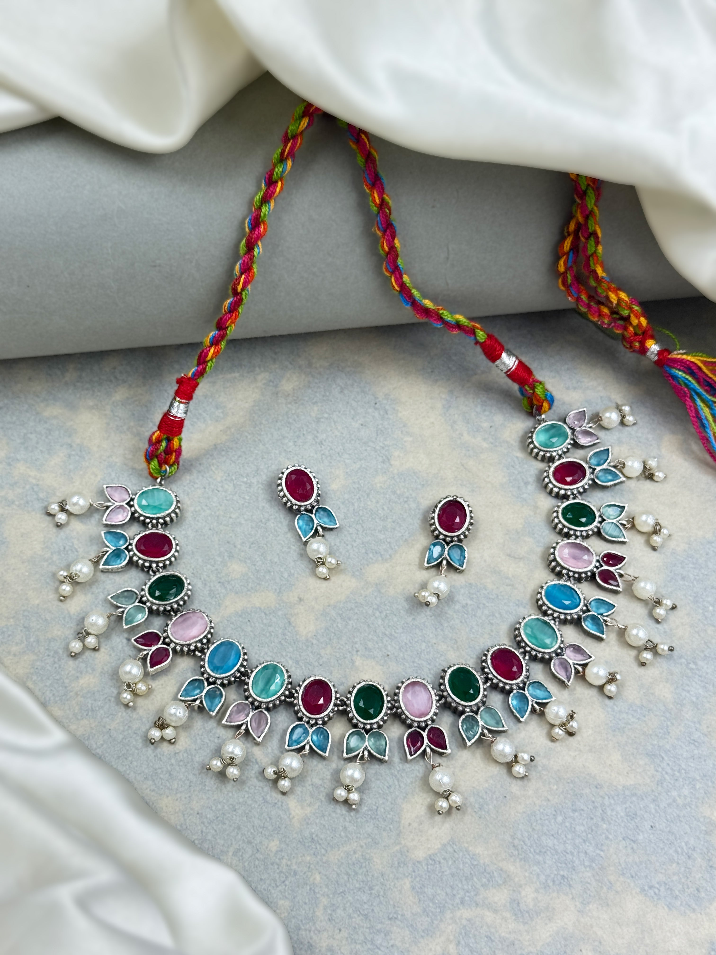 MEERA STONE NECKLACE SET