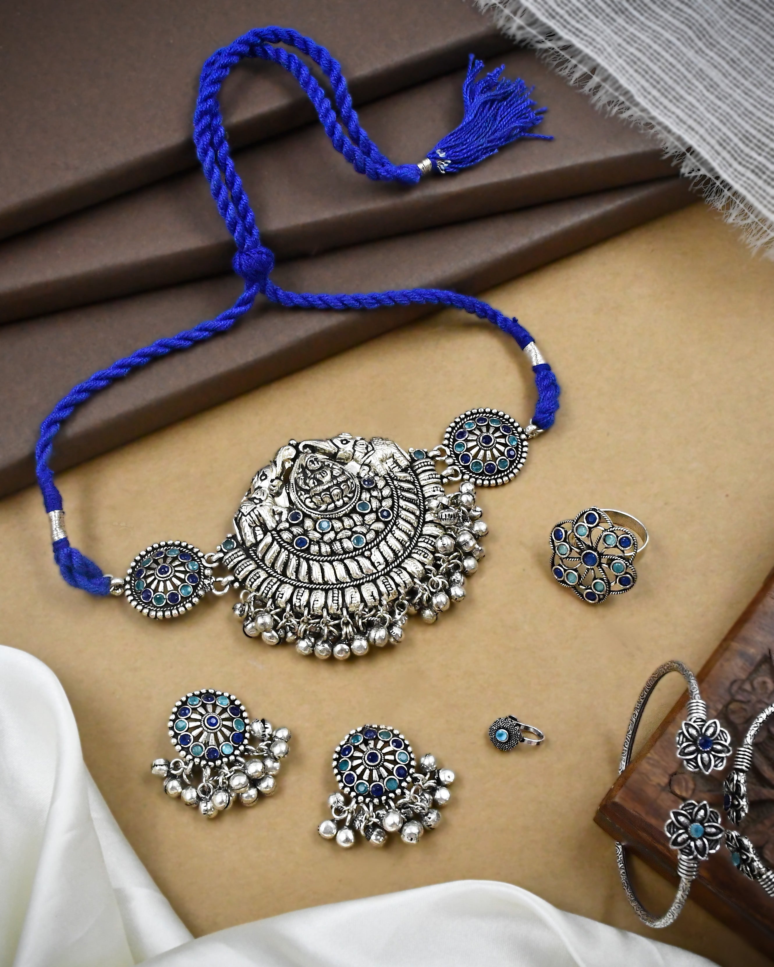 Aarvya Stone Jewellery Set Combo