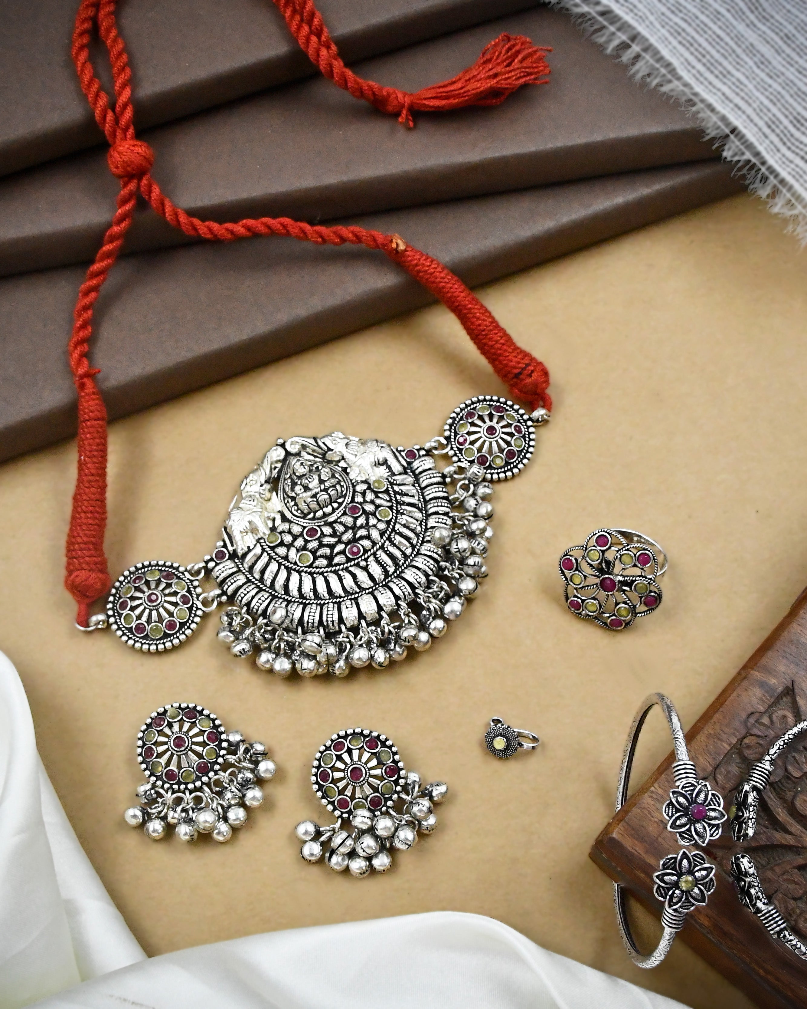 Aarvya Stone Jewellery Set Combo