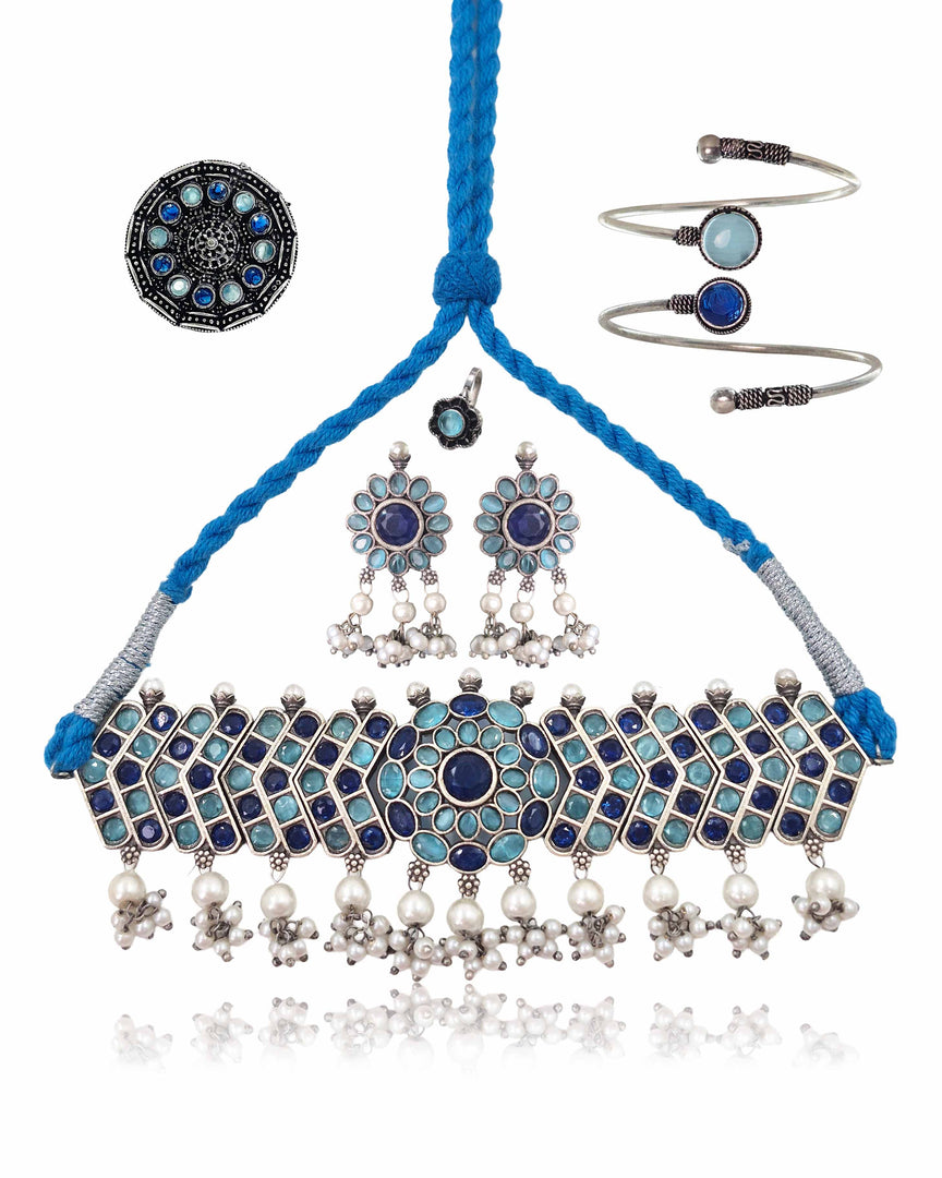 Aarvi Stone Jewellery Set