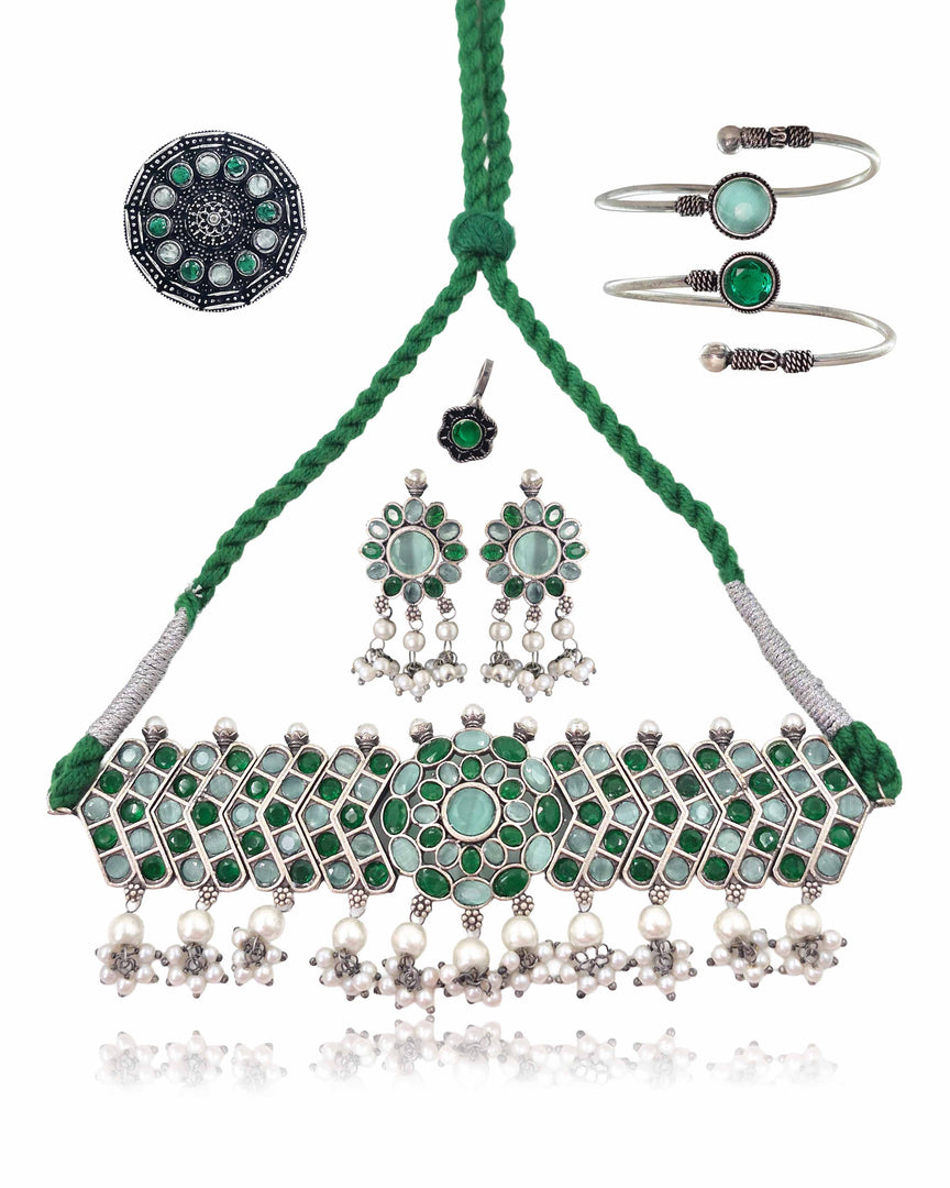 Aarvi Stone Jewellery Set