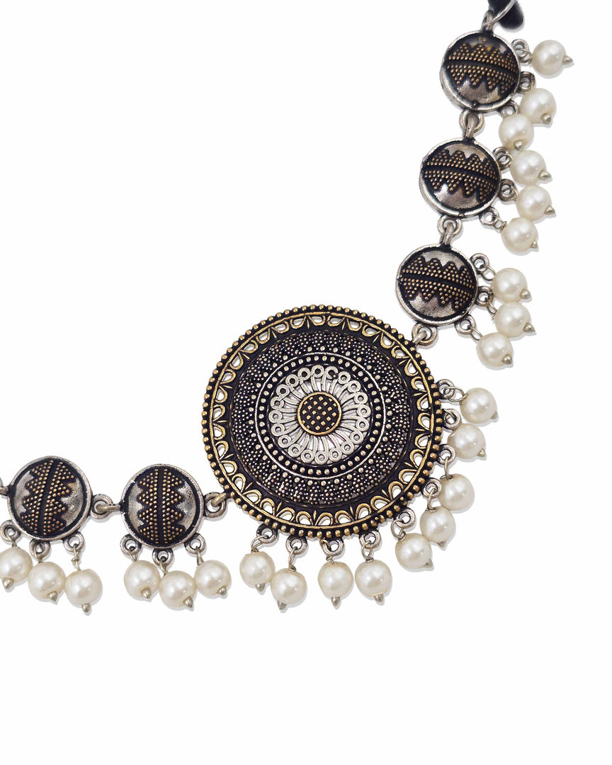 Yuvika Dual tone Necklace Set