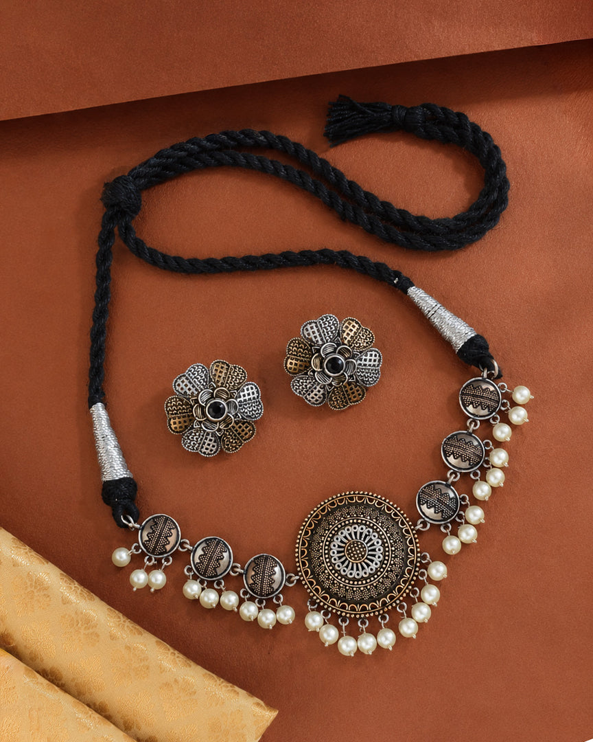 Yuvika Dual tone Necklace Set