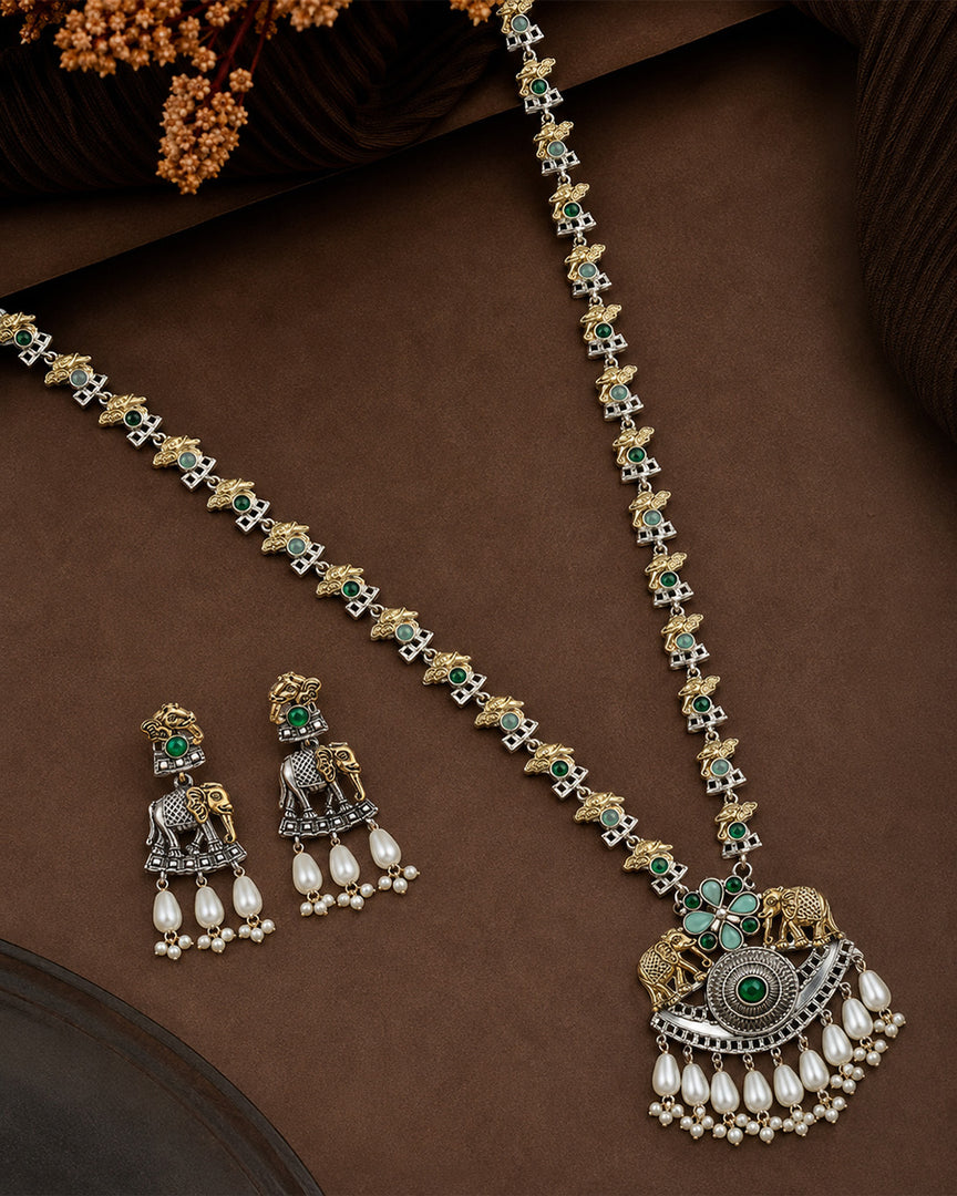 Vamika Dual Tone Stone Necklace Set