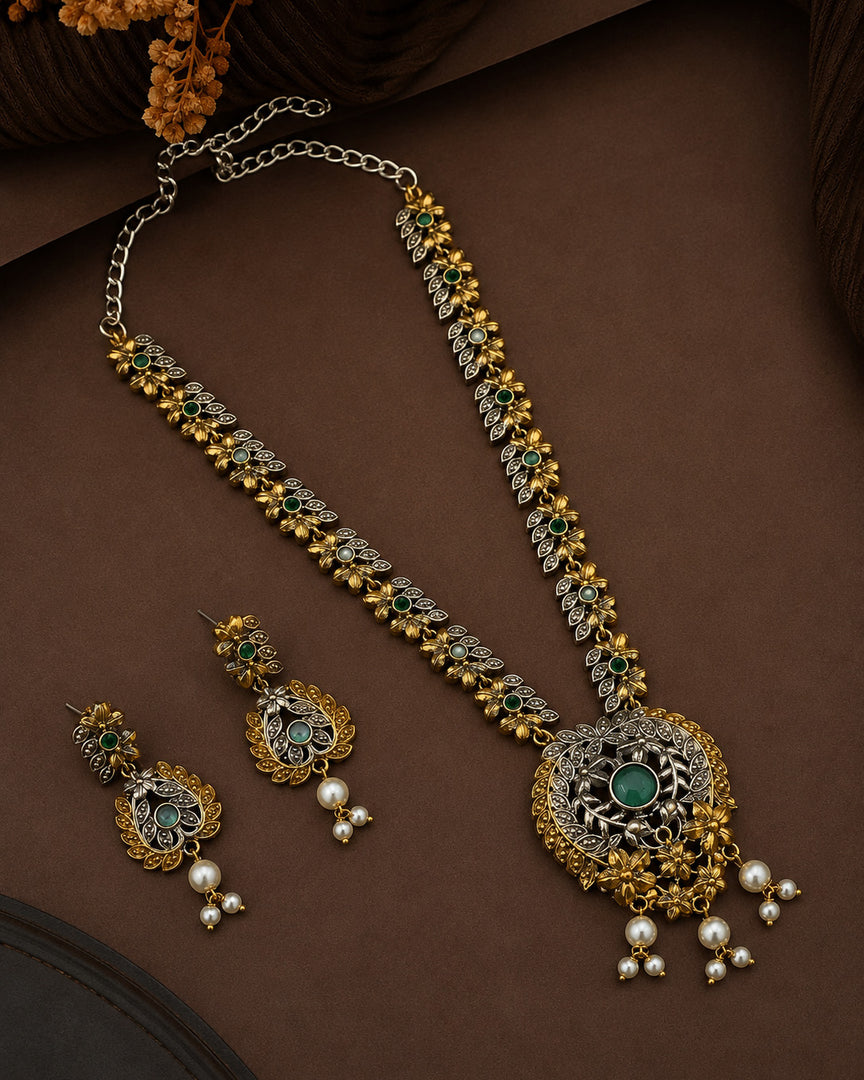 Akriti Dual Tone Stone Necklace Set