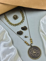 Load image into Gallery viewer, Oxidised Golden Jewellery Set