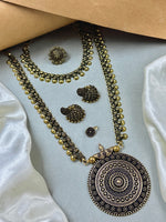 Load image into Gallery viewer, Jiya Golden Jewellery Set