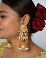 Load image into Gallery viewer, Swarnika Golden Earrings