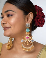 Load image into Gallery viewer, Chaand Golden Earrings