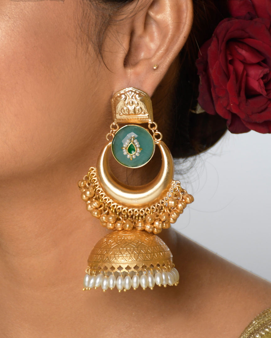Aarohi Golden Earrings