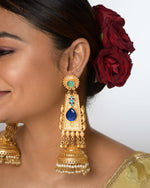 Load image into Gallery viewer, Meher Golden Earrings