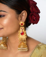 Load image into Gallery viewer, Meher Golden Earrings