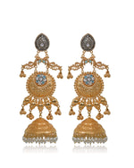 Load image into Gallery viewer, Ridhima Golden Earrings