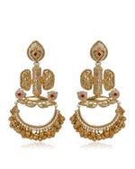 Load image into Gallery viewer, Falak Golden Earrings