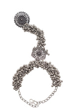 Load image into Gallery viewer, Havni Oxidised Silver Ghungroo Finger Ring Bracelet Kada