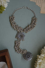 Load image into Gallery viewer, Havni Oxidised Silver Ghungroo Finger Ring Bracelet Kada