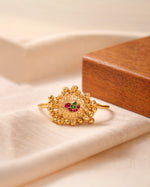 Load image into Gallery viewer, VIHANGINI GOLD KADA