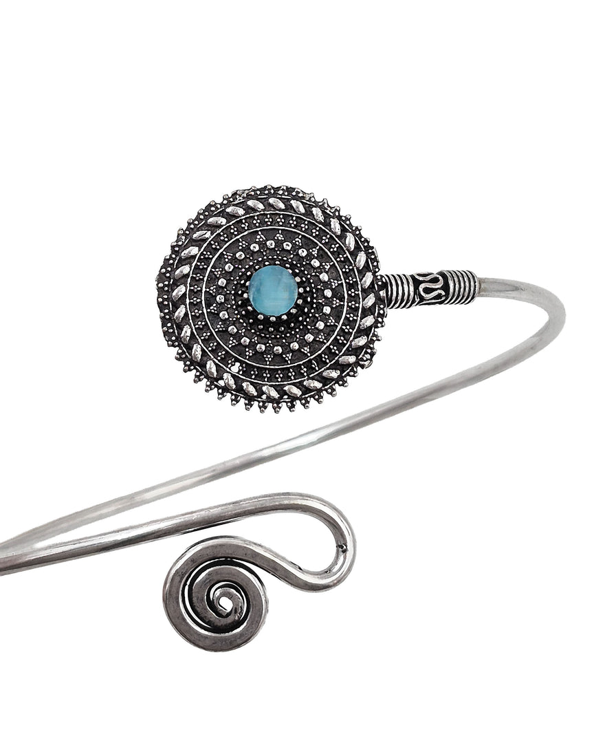 Niva Brass Arm Cuff