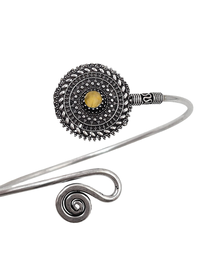 Niva Brass Arm Cuff